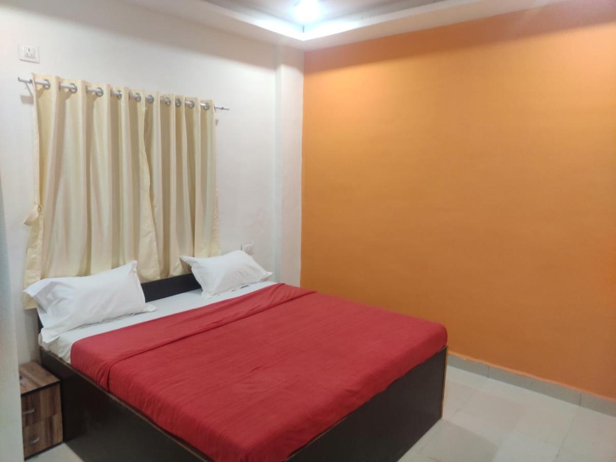 Hotel Sai Santosh شيردي المظهر الخارجي الصورة