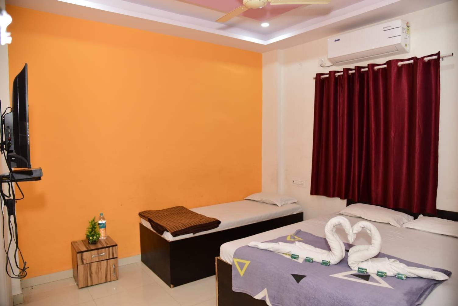 Hotel Sai Santosh شيردي المظهر الخارجي الصورة