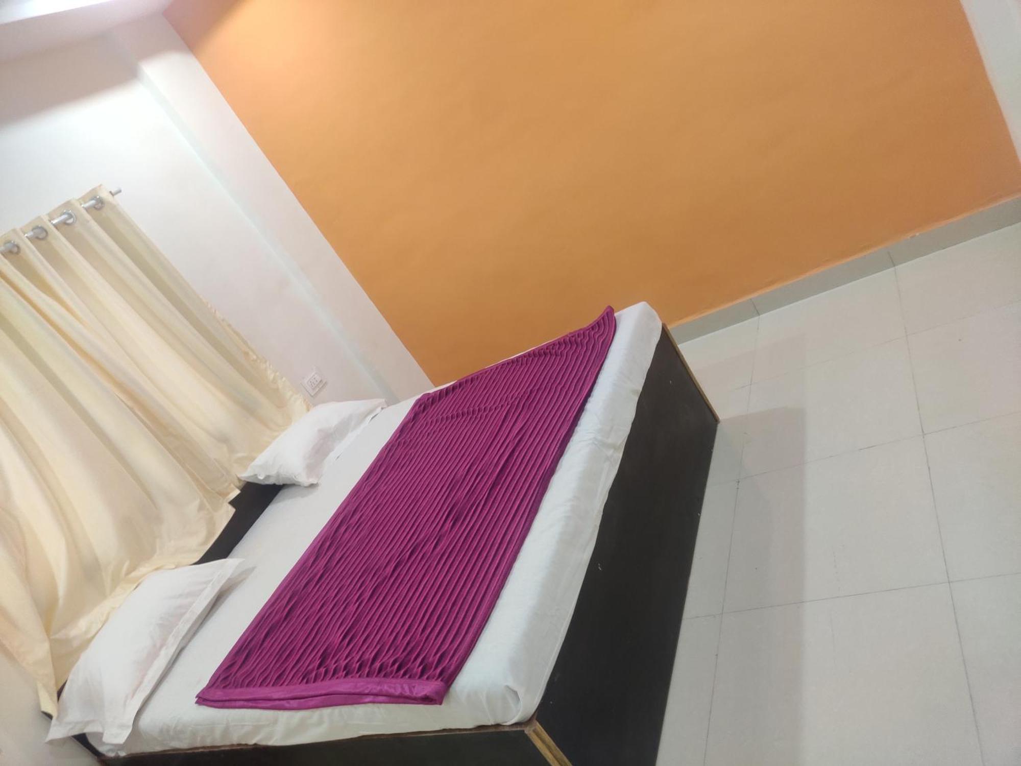 Hotel Sai Santosh شيردي المظهر الخارجي الصورة