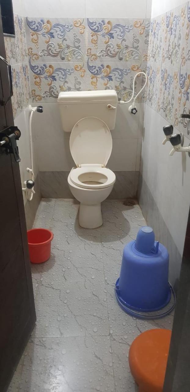 Hotel Sai Santosh شيردي المظهر الخارجي الصورة